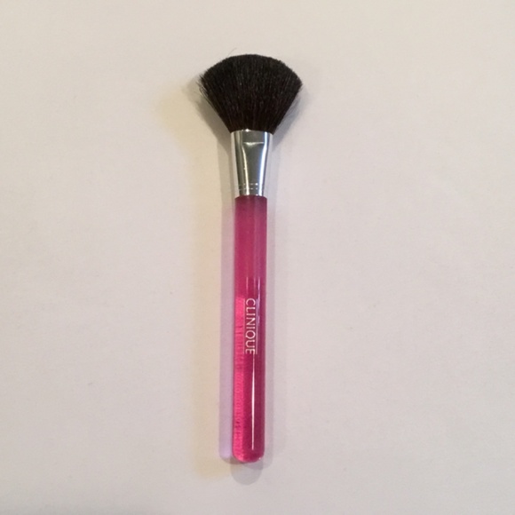 Clinique Make up Brush - Picture 3 of 4
